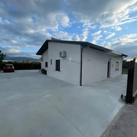 Sisca Oriolo Holiday home